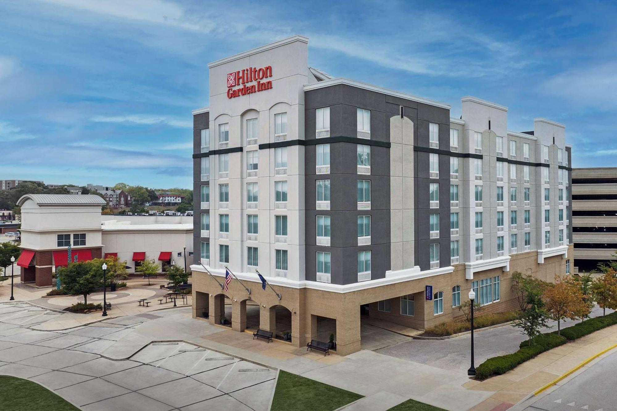 Hilton Garden Inn West Lafayette Wabash Landing Extérieur photo